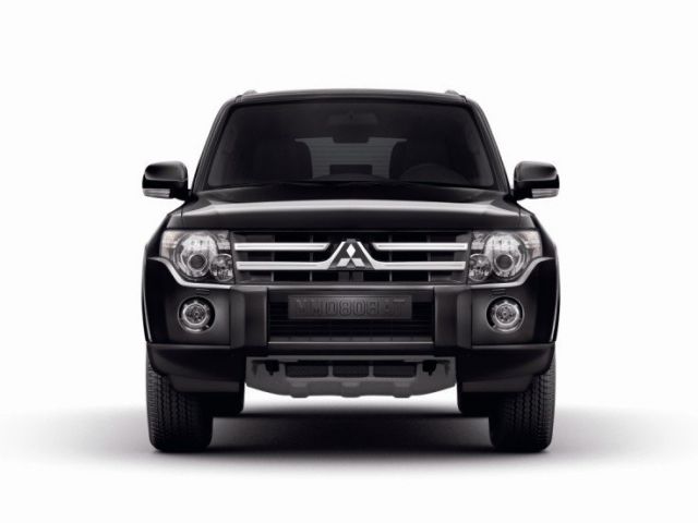 Фото Mitsubishi Pajero IV #3