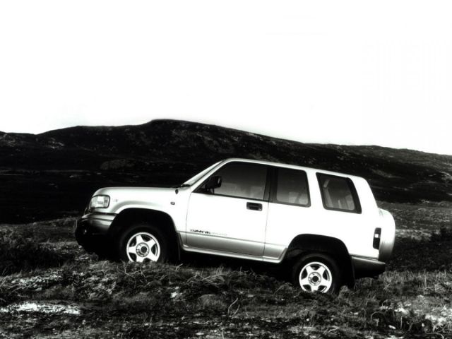 Фото Isuzu Trooper II #2