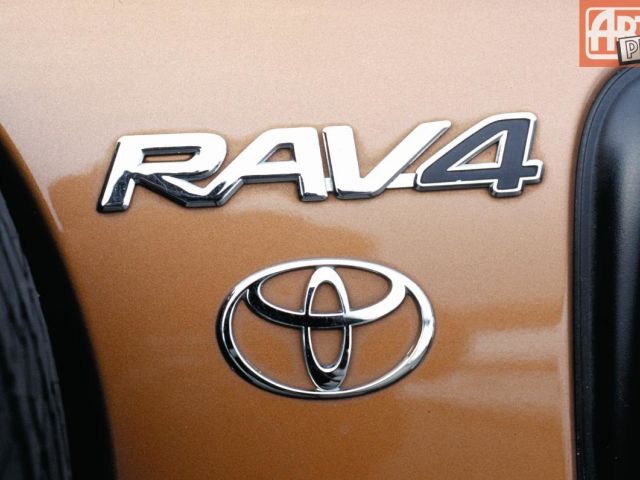 Фото Toyota RAV4 I (XA10) #7