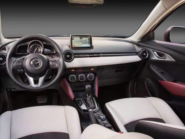 Фото Mazda CX-3 I #12