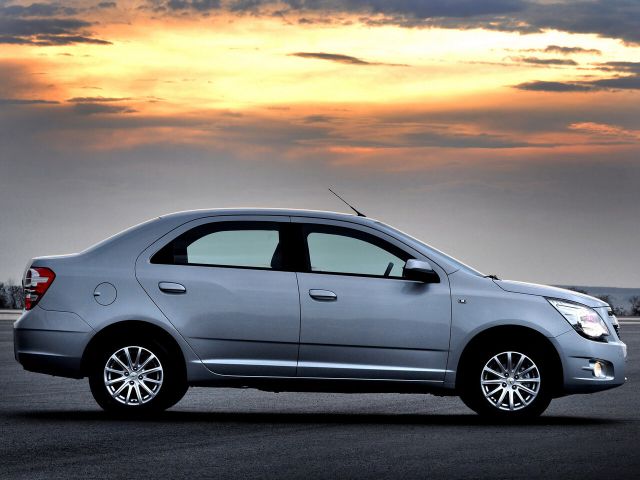 Фото Chevrolet Cobalt II Restyling #2