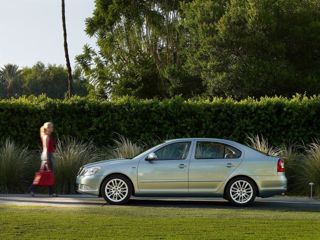 Фото Skoda Octavia II (A5) Restyling #8