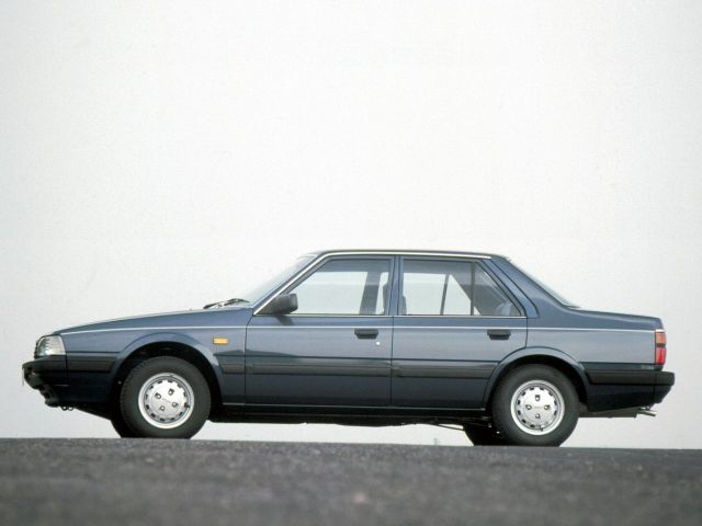 Фото Mazda 626 II (GC) #2