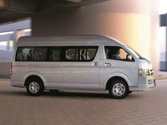 Фото Toyota HiAce H200 Рестайлинг #2