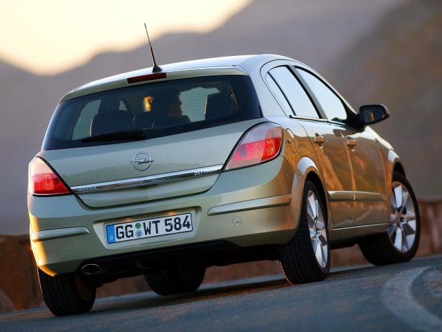 Фото Opel Astra H Рестайлинг #5