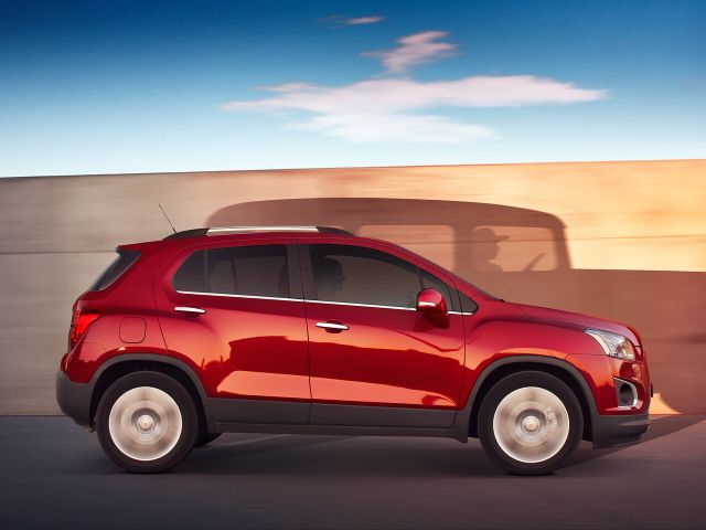 Фото Chevrolet Trax I #2