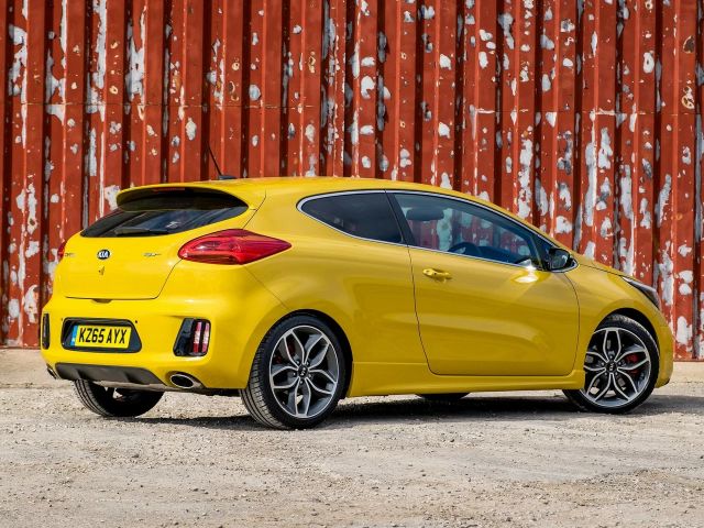 Фото Kia Ceed GT I Рестайлинг #2