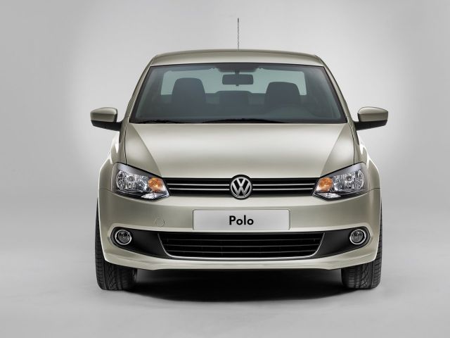 Фото Volkswagen Polo V #3
