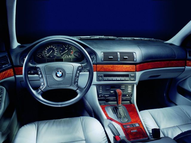 Фото BMW 5 серии IV (E39) #8