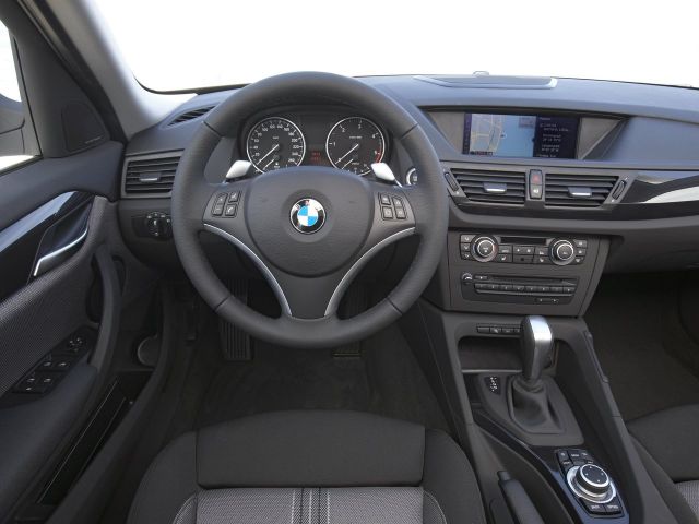Фото BMW X1 I (E84) #8