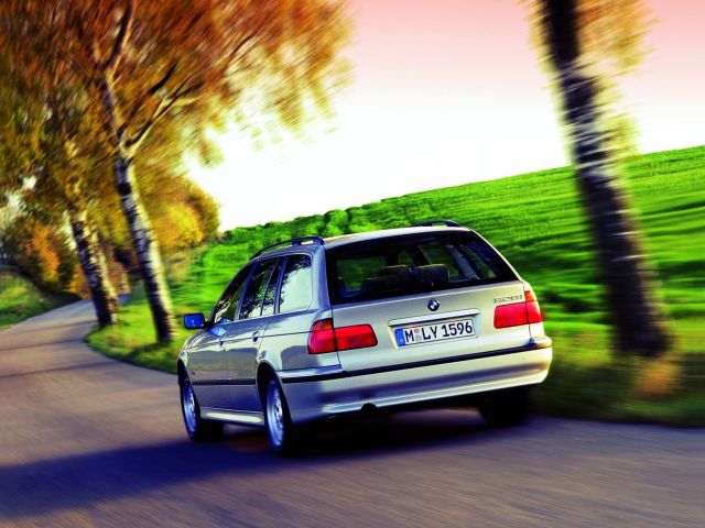 Фото BMW 5 Series IV (E39) #4