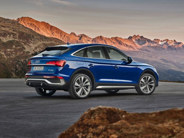 Фото Audi Q5 Sportback I (FY) #5