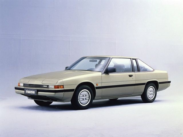 Фото Mazda 929 II (HB) #1