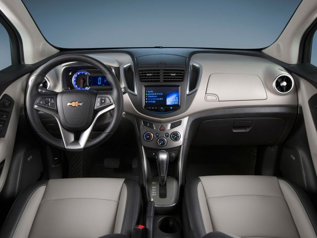 Фото Chevrolet Trax I #6