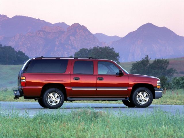 Фото Chevrolet Suburban X #11