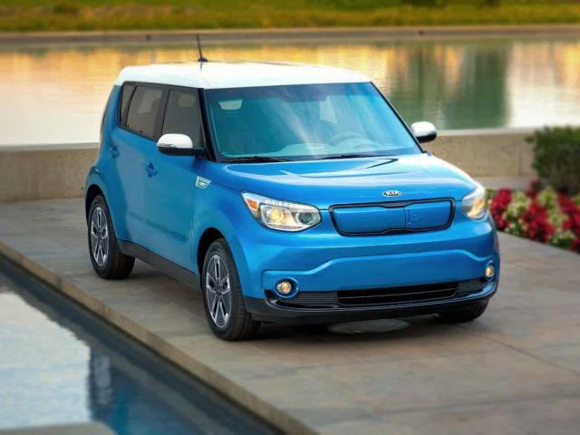 Фото Kia Soul EV I #3