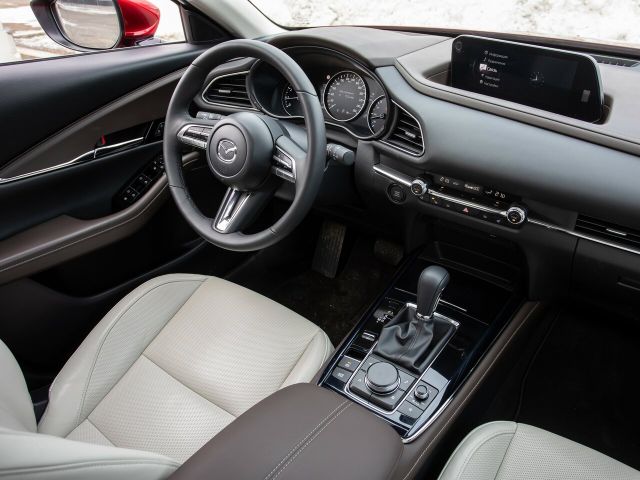 Фото Mazda CX-30 I #26