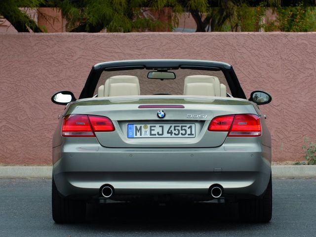 Фото BMW 3 серии V (E90/E91/E92/E93) #7