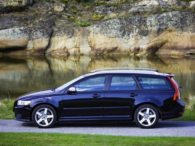 Фото Volvo V50 I Restyling #7