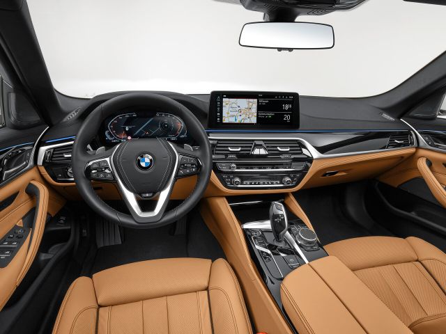 Фото BMW 5 серии VII (G30/G31) Рестайлинг #10