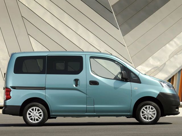 Фото Nissan NV200 #5