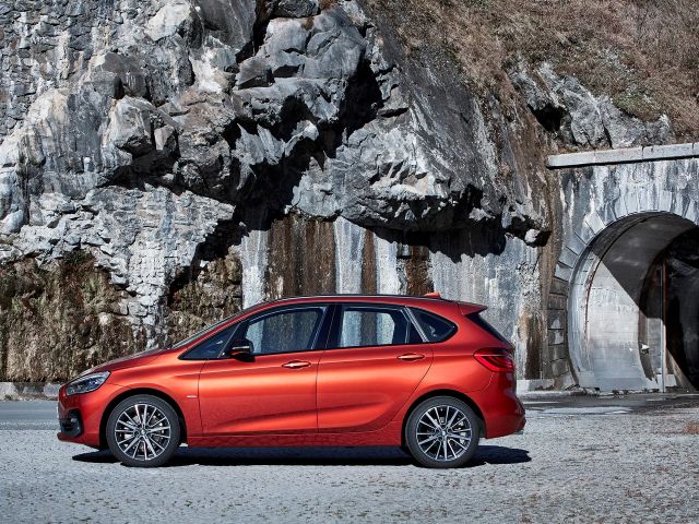 Фото BMW 2 серия Active Tourer F45 Рестайлинг #6