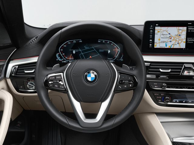 Фото BMW 5 серии VII (G30/G31) Рестайлинг #10