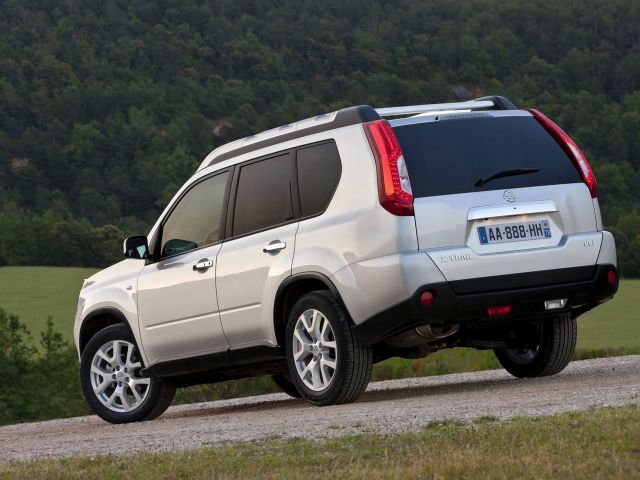 Фото Nissan X-Trail II Restyling #3