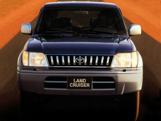 Фото Toyota Land Cruiser Prado 90 Series #3