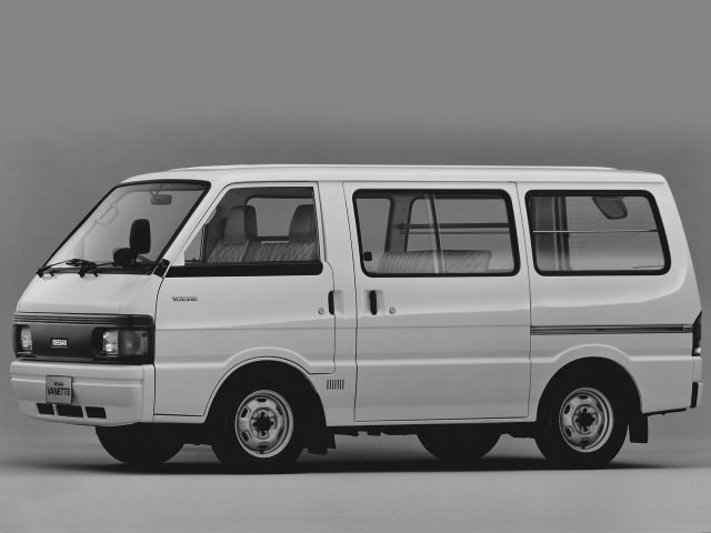 Фото Nissan Vanette III #1