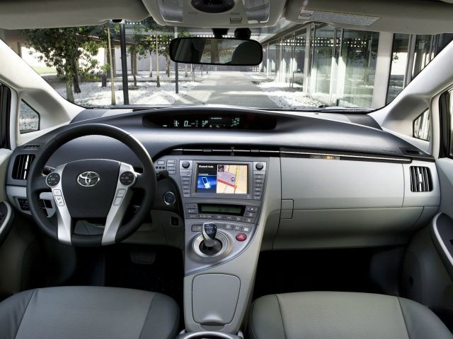 Фото Toyota Prius III (XW30) #6