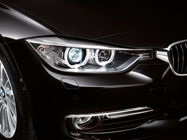 Фото BMW 3 Series VI (F3x) #17