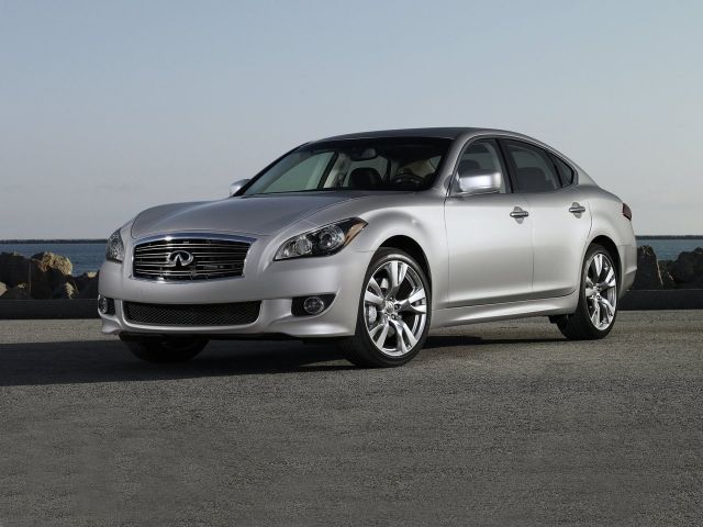 Фото Infiniti M IV #1