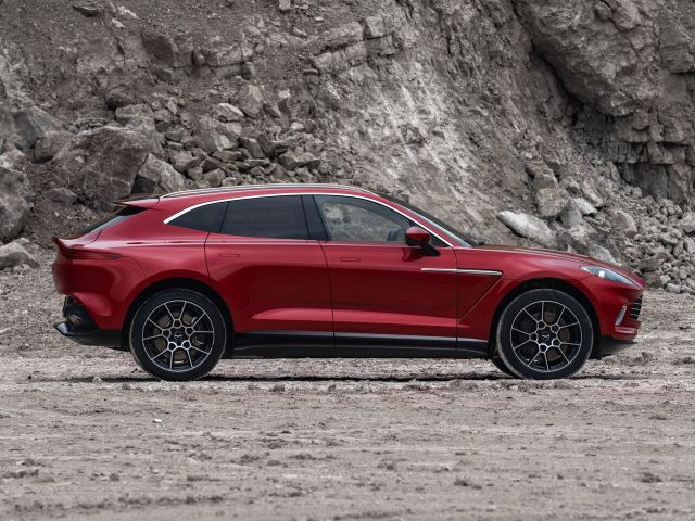 Фото Aston Martin DBX I #10