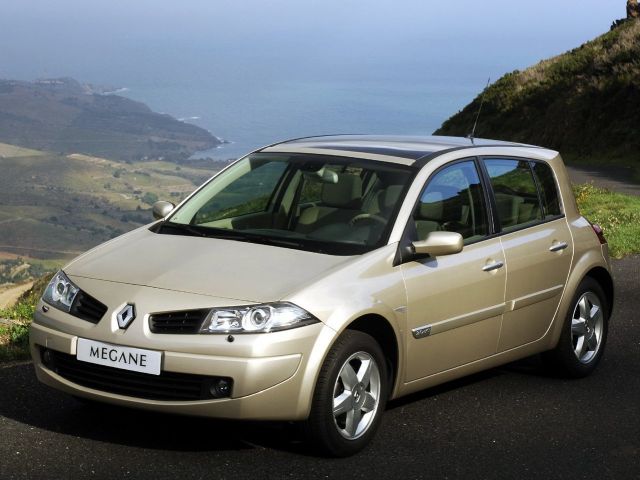 Фото Renault Megane II Restyling #1