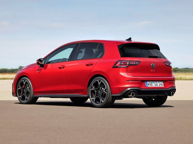 Фото Volkswagen Golf GTI VIII Restyling #3