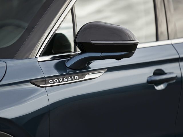 Фото Lincoln Corsair I #11