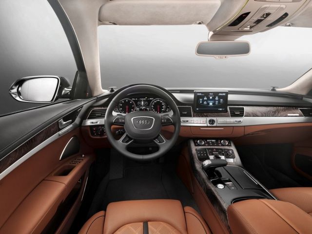 Фото Audi A8 III (D4) Рестайлинг #20