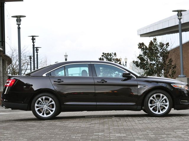 Фото Ford Taurus VI Restyling #8