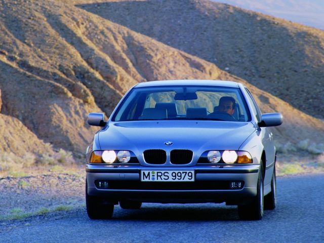 Фото BMW 5 серии IV (E39) #4