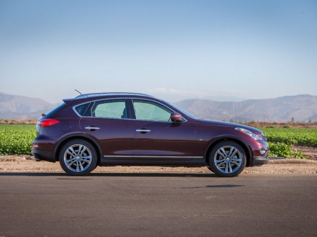 Фото Infiniti QX50 I #7