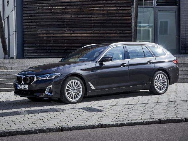 Фото BMW 5 серия VII (G30/G31) Рестайлинг #1