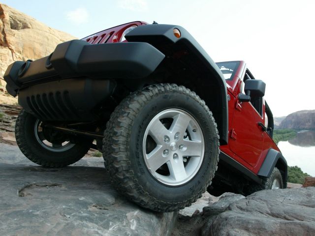 Фото Jeep Wrangler III (JK) #5