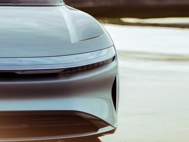 Фото Lucid Air #8