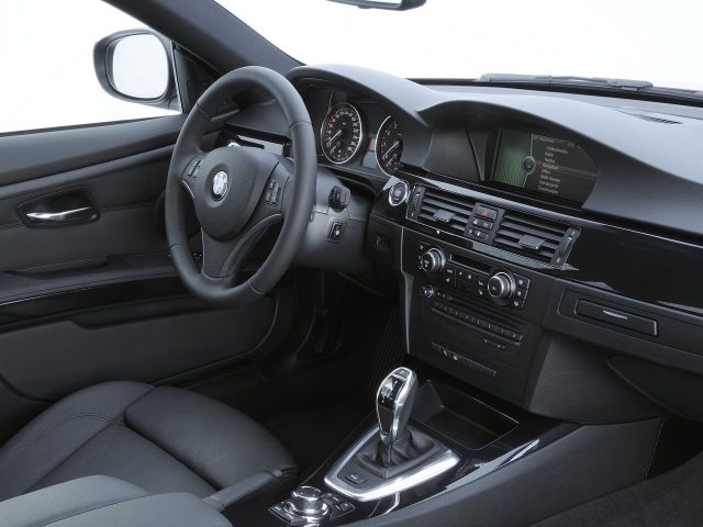 Фото BMW 3 серии V (E90/E91/E92/E93) Рестайлинг #8