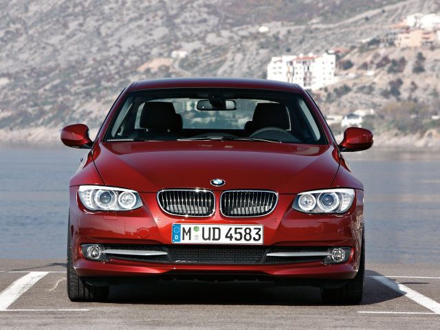Фото BMW 3 серия V (E90/E91/E92/E93) Рестайлинг #4