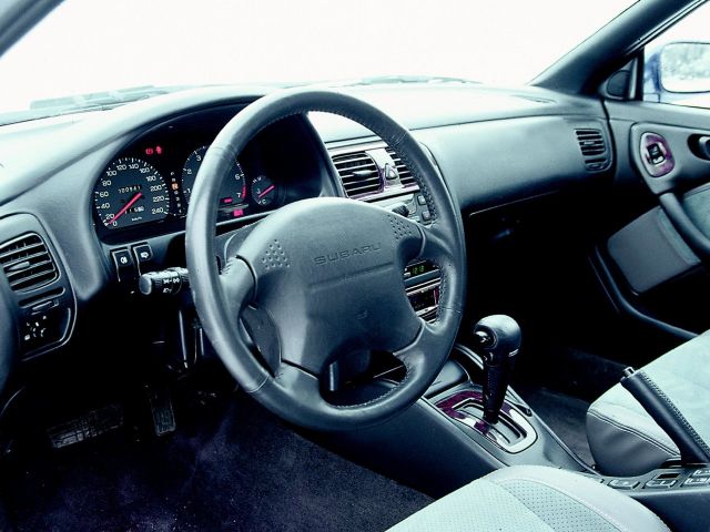 Фото Subaru Legacy II #2