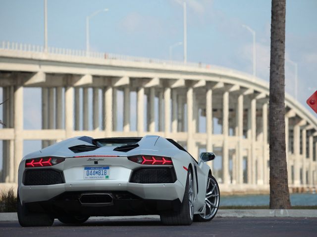 Фото Lamborghini Aventador #5