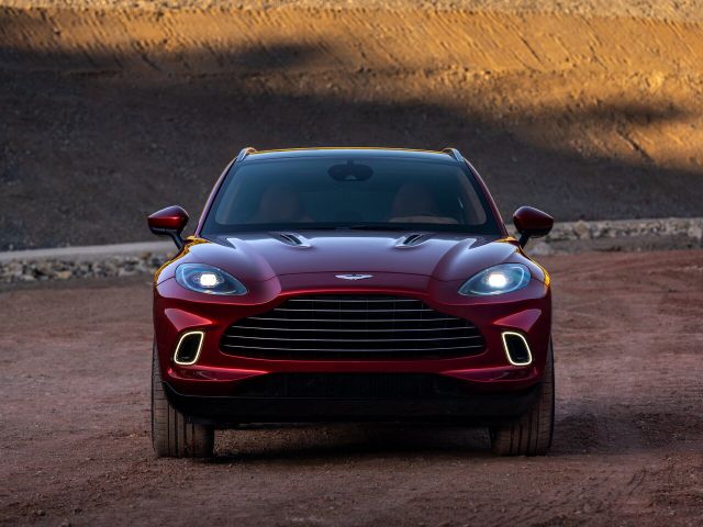 Фото Aston Martin DBX I #3