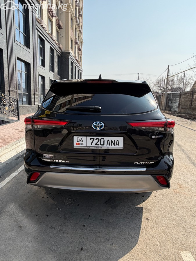 Toyota Highlander IV (U70)